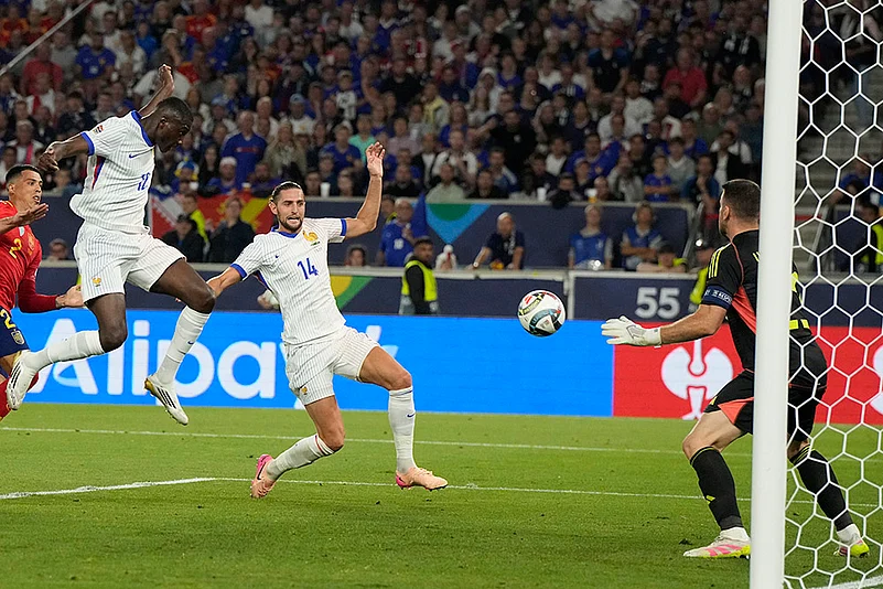UEFA Nations League soccer Semi-final Spain vs France: Randal Kolo Muani