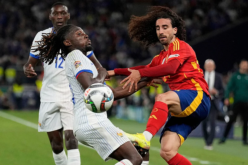 UEFA Nations League soccer Semi-final Spain vs France: Manu Kone