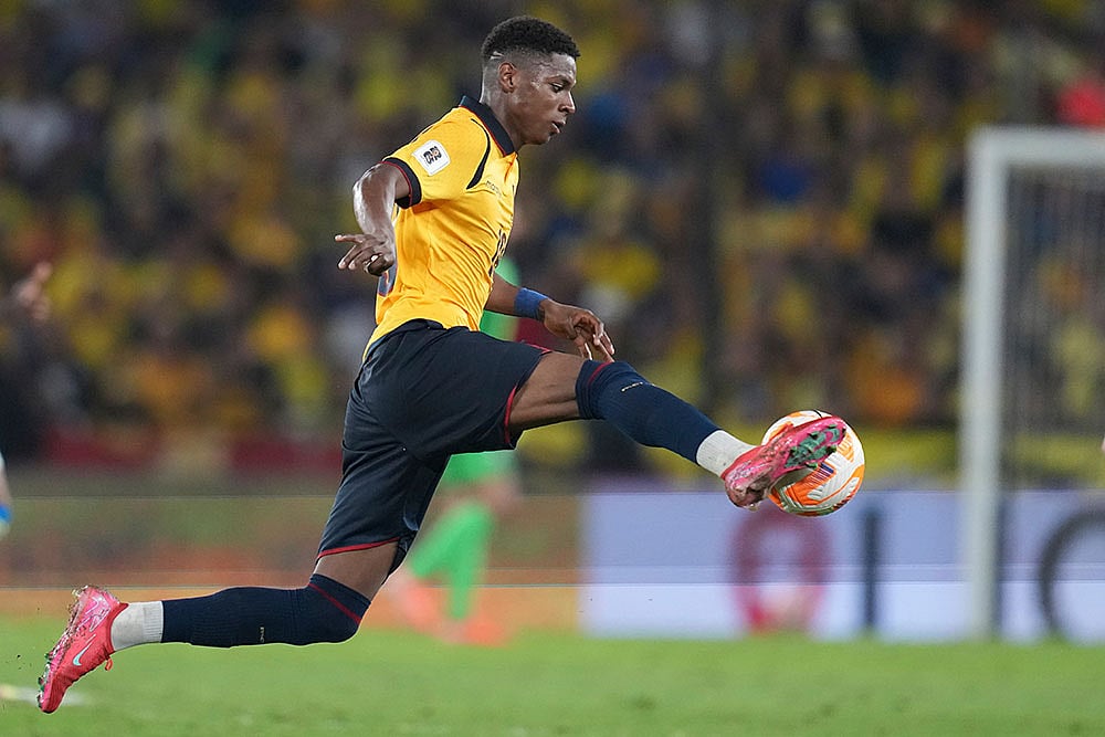 Ecuador Brazil Wcup Soccer: Ecuador vs Brazil