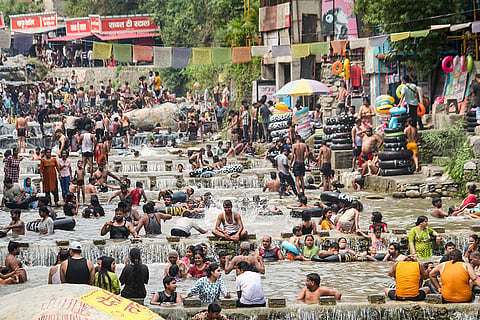 Weather: Hot summer day in Dehradun