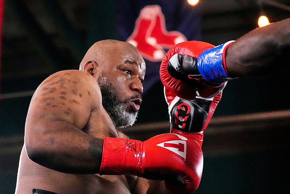 Boxing is returning to Bostons famed Fenway Park after nearly 70 years-Tracey Johnson