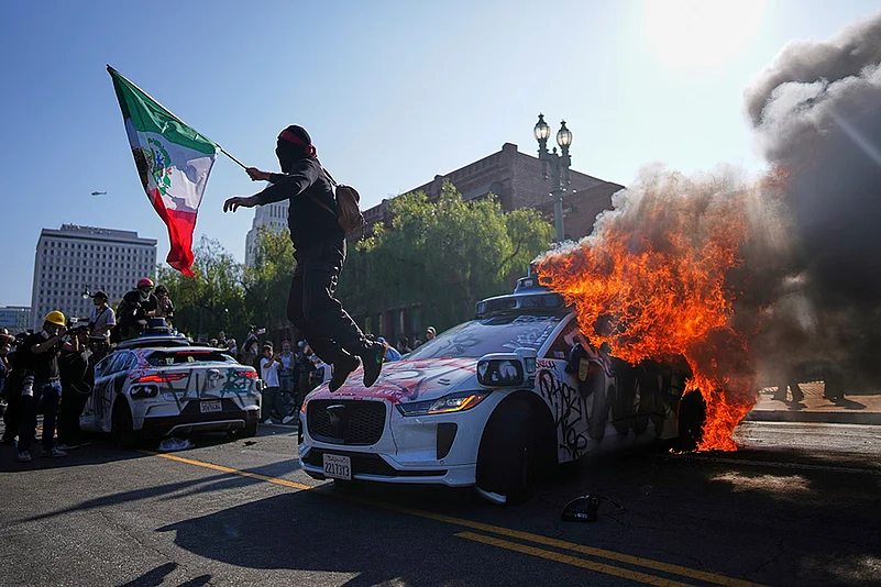 US Immigration Raids protest in Los Angeles_3