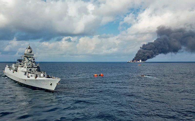 PTI : Drift and oil spill advisory issued after fire on container ship off Kerala coast 