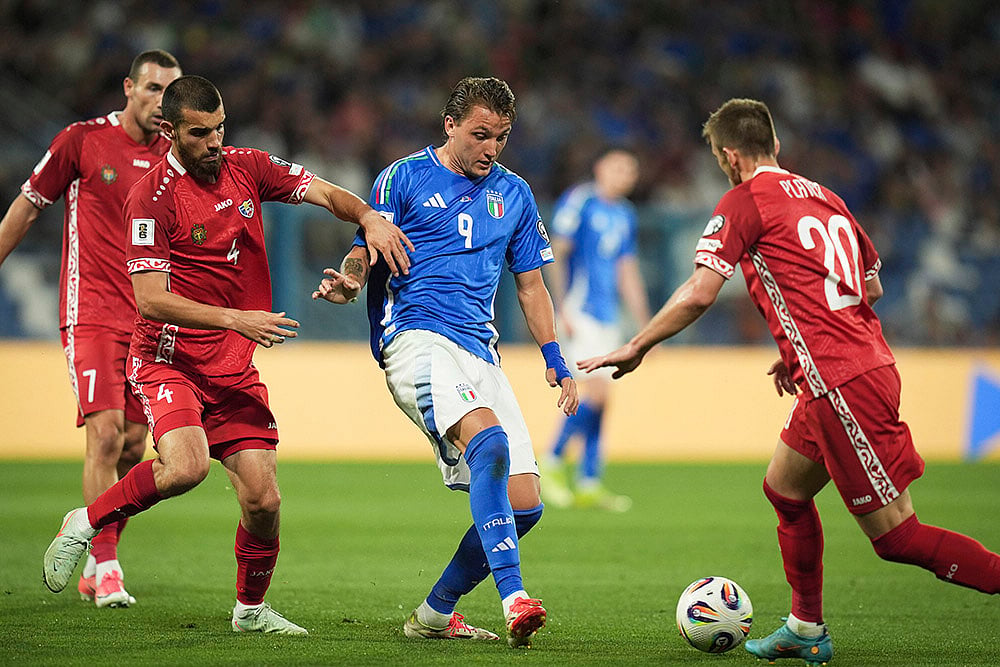 FIFA World Cup 2026 European qualifiers soccer match  Italy vs Moldova: Mateo Reteguiand 
