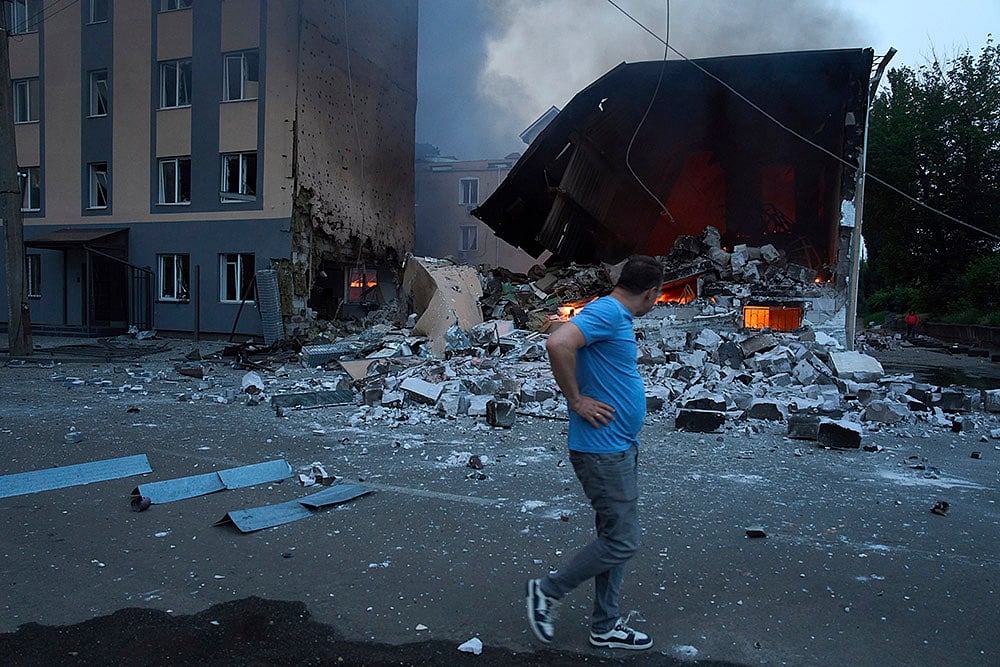 | Photo: AP/Efrem Lukatsky : Russia-Ukraine War