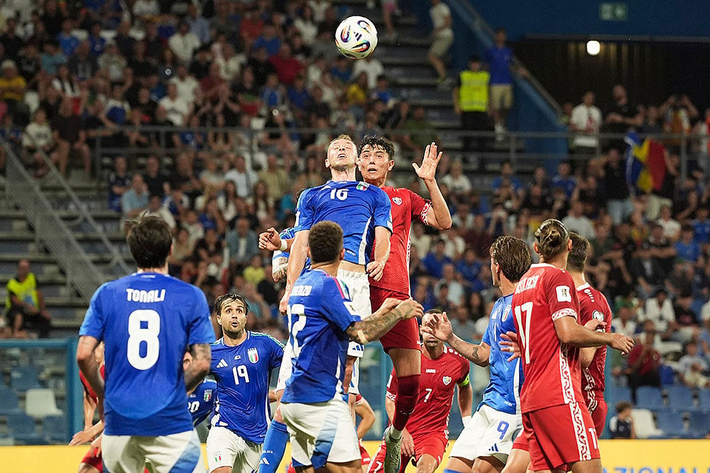 FIFA World Cup 2026 European qualifiers soccer match  Italy vs Moldova: Davide Frattesi