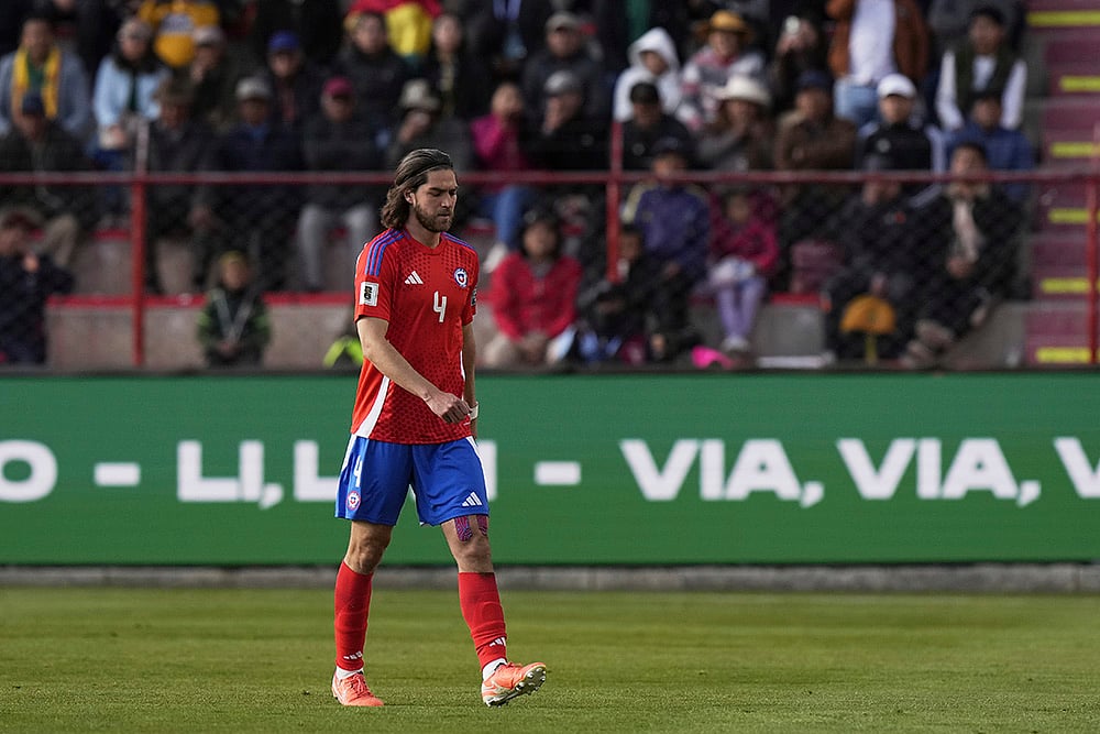 South American World Cup Qualifiers Bolivia vs Chile WCup Soccer: Francisco Sierralta