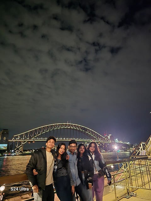 A Glimpse of Students in front of the famous Sydney Harbour Bridge.