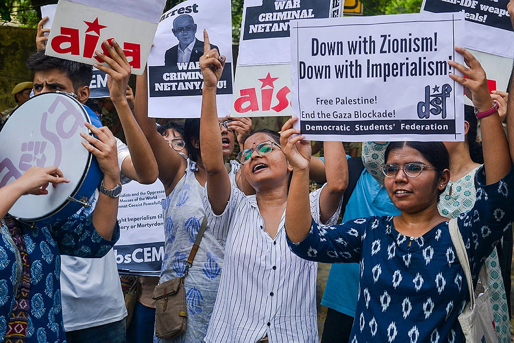 Students protest over Israel-Palestine conflict