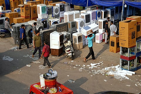 Hot day in Delhi