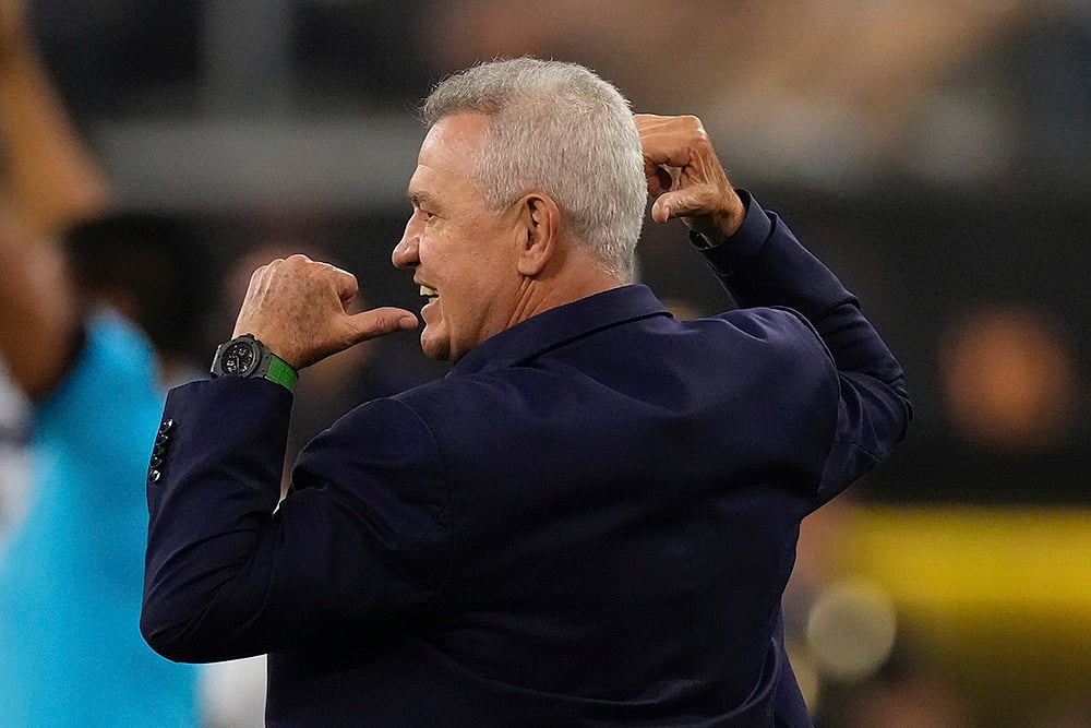CONCACAF Gold Cup soccer match Mexico vs Dominican Republic in California; Javier Aguirre