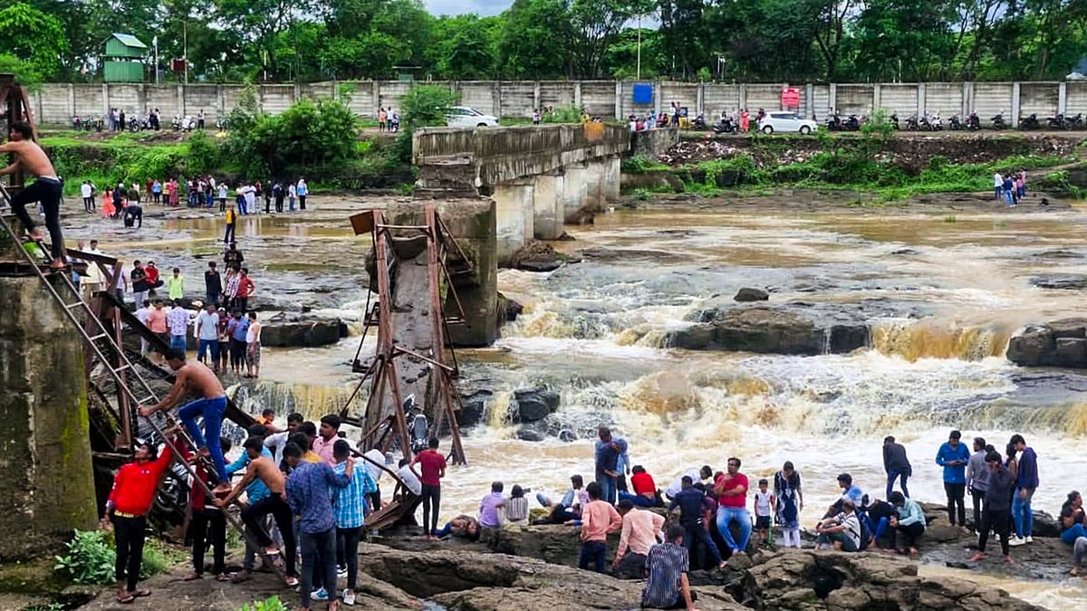 Bridge Collapses Over Indrayani River Near Pune - PTI