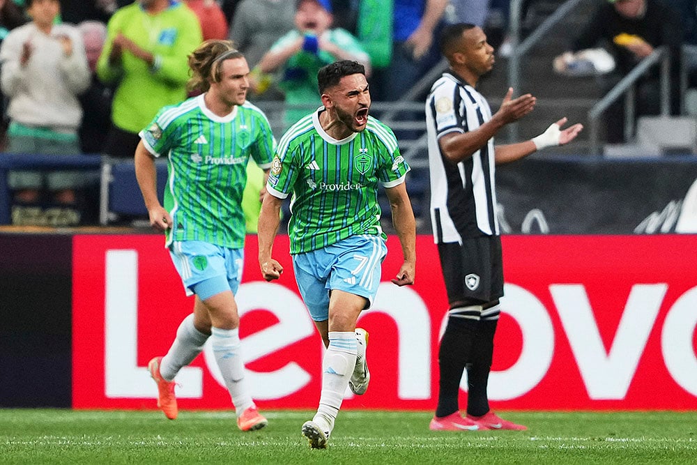FIFA CWC 2025 Group B Soccer match Botafogo vs Seattle Sounders: Cristian Roldan
