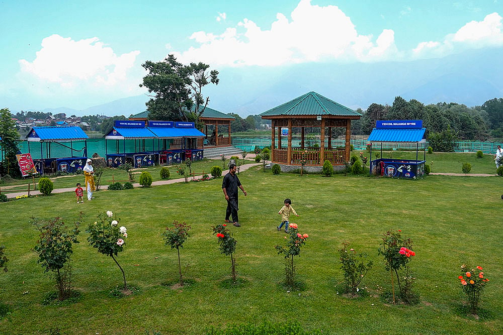 Pahalgam attack: Tourist spots reopen in J&K; Duck Park in Srinagar