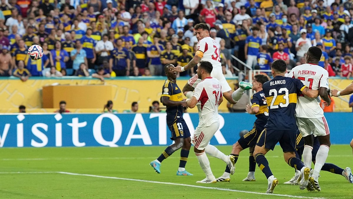 Boca Juniors vs Benfica FIFA Club World Cup 2025 Nicolas Otamendi