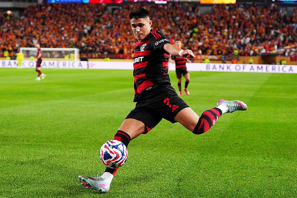 Fifa Club World Cup group D soccer match Flamengo vs ES Tunisie: Luiz Ara 
