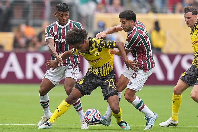 FIFA CWC 2025 group F match Fluminense vs Borussia Dortmund_Karim Adeyemi