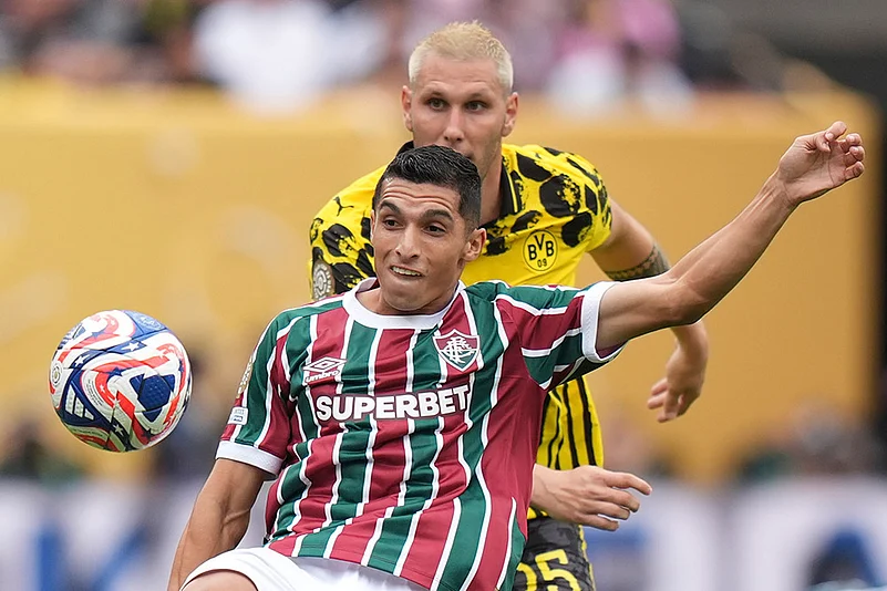 FIFA CWC 2025 group F match Fluminense vs Borussia Dortmund_Kevin Serna