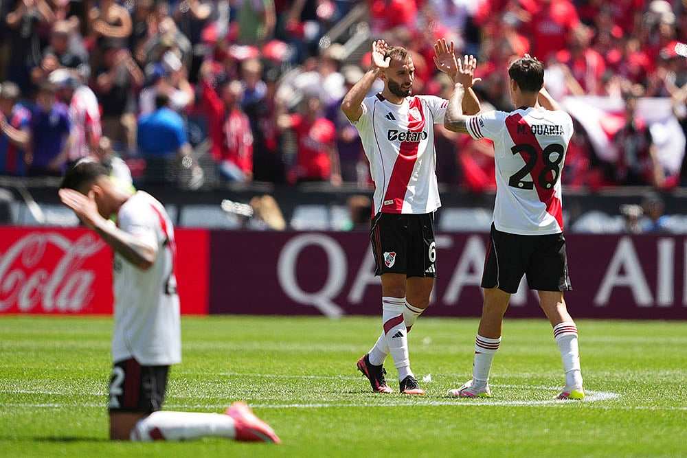 FIFA CWC 2025 group E match River Plate vs Urawa Red Diamonds_German Pezzella