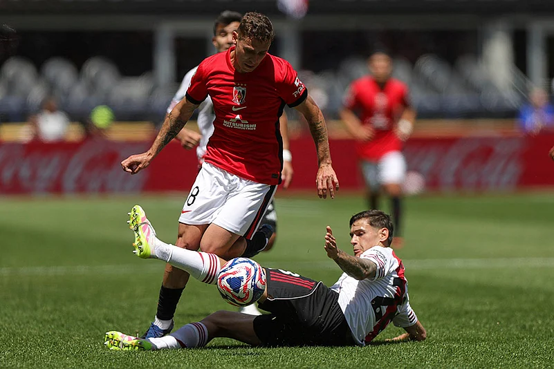 FIFA CWC 2025 group E match River Plate vs Urawa Red Diamonds_Matheus Savio
