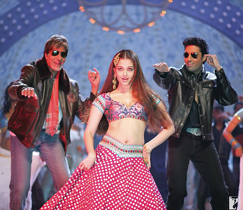 Kajra Re Still