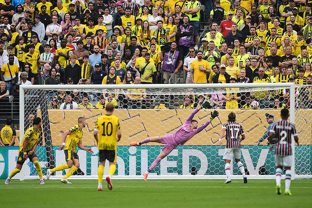 FIFA Club World Cup 2025 USA Matchweek 1: group F match Fluminense and Borussia Dortmund 