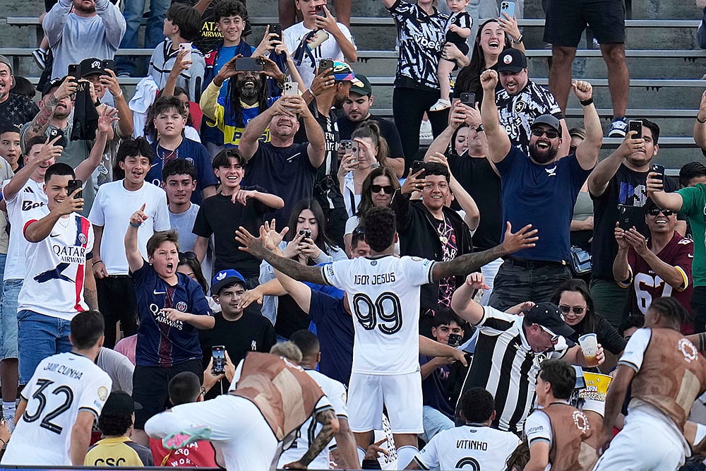 FIFA Club World Cup 2025 group B Soccer match PSG vs Botafogo: Igor Jesus