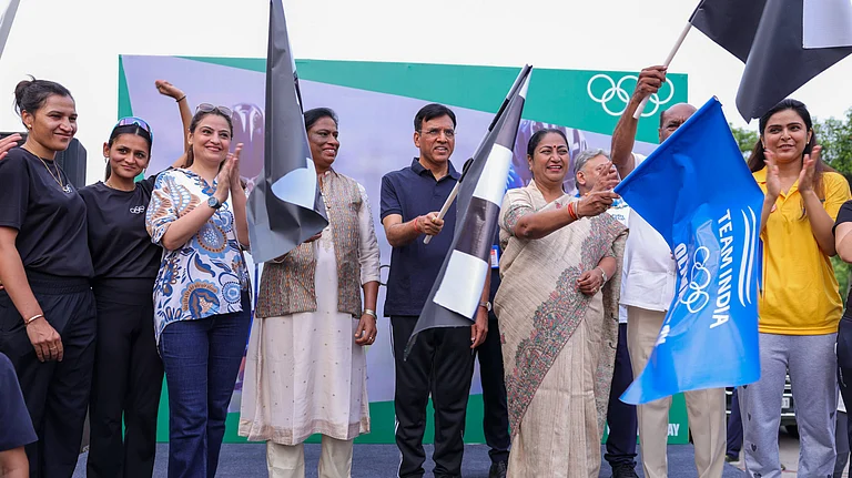 Delhi chief minister Rekha Gupta, Union sports minister Mansukh Mandaviya and Indian Olympic Association president PT Usha flag off the Olympic Day Run 2025, as part of the International Olympic Committee's Let's Move campaign, at JLN Stadium in New Delhi. - X/gupta_rekha via PTI