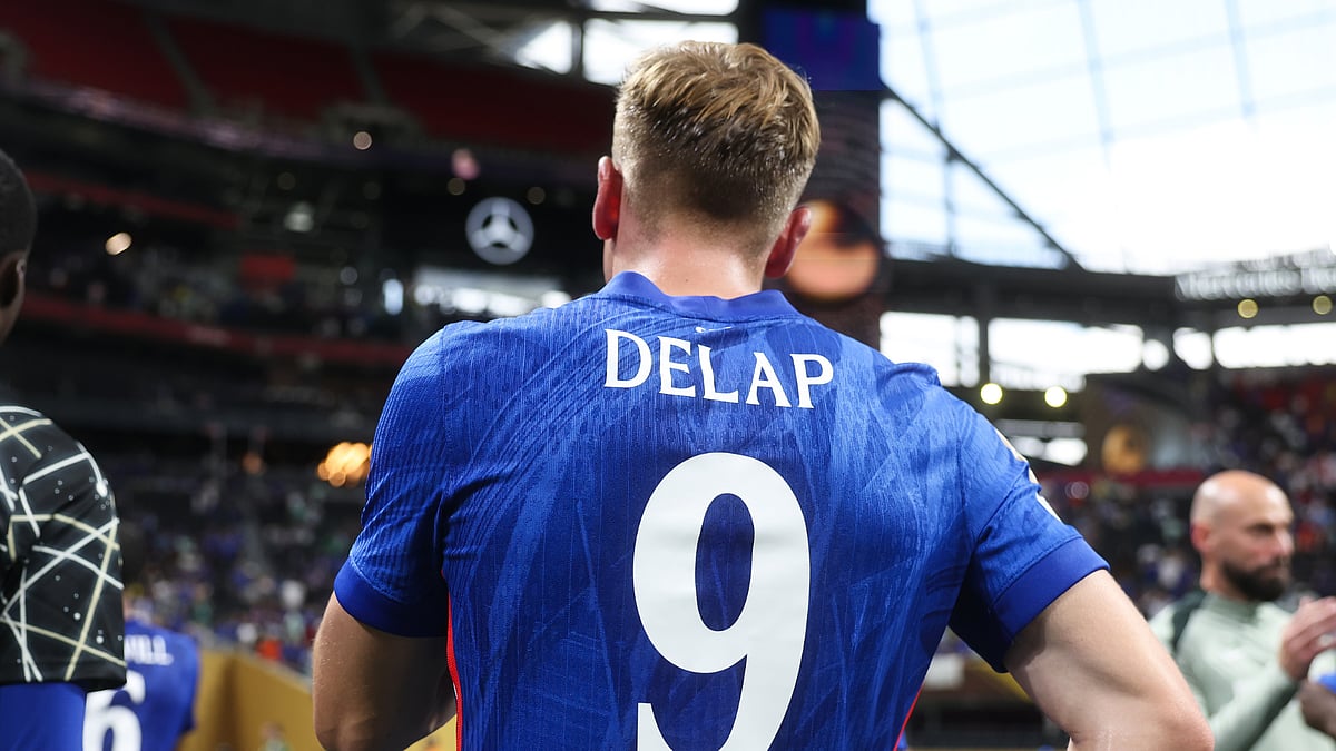 File : File photo of Liam Delap playing for Chelsea.