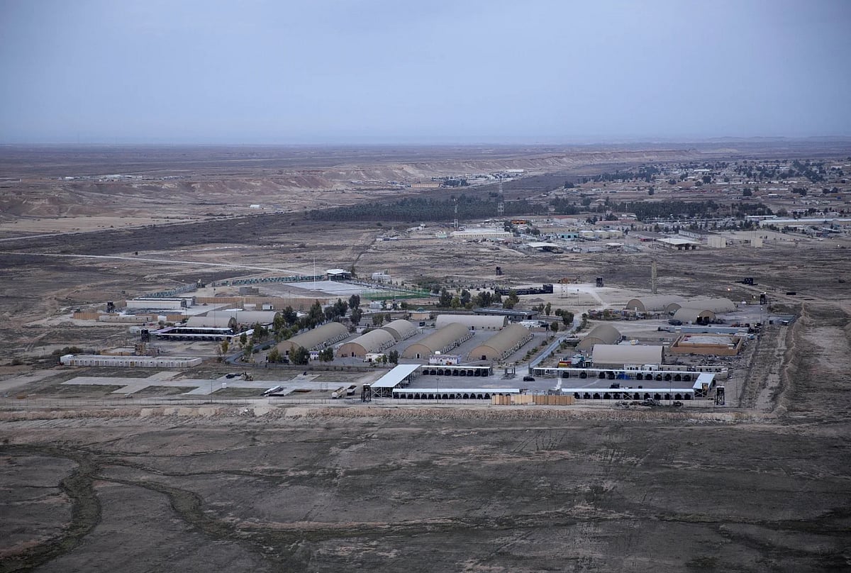 AP : Iran attacks US air base in Qatar