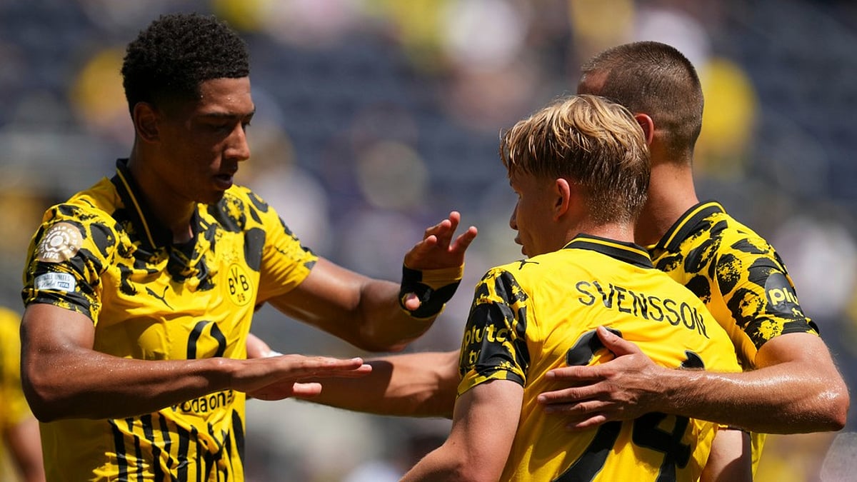 Borussia Dortmund Vs Ulsan HD Live Score FIFA Club World Cup Karim Svensson