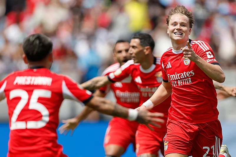 FIFA Club WC: Benfica vs Bayern Munich