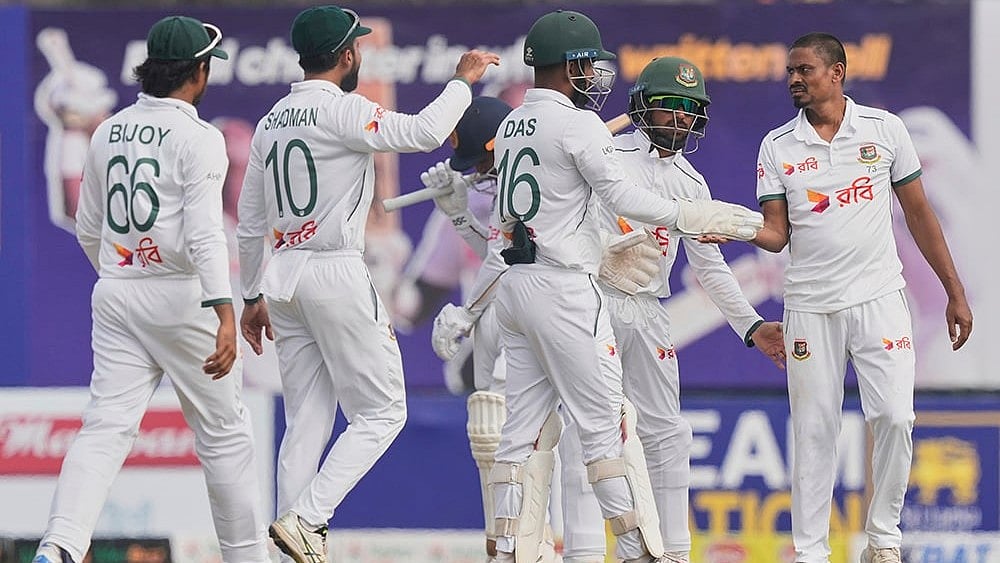 | Photo: AP/Eranga Jayawardena : Sri Lanka Vs Bangladesh, 1st Test Day 5