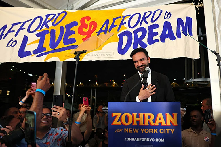 Zohran Mamdani - | Photo: Michael M. Santiago/Getty Images