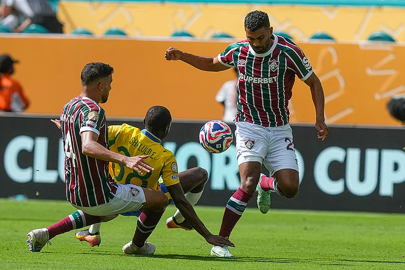 Fifa CWC 2025 Group F match Mamelodi Sundowns vs Fluminense in Florida_Peter Shalulile flass