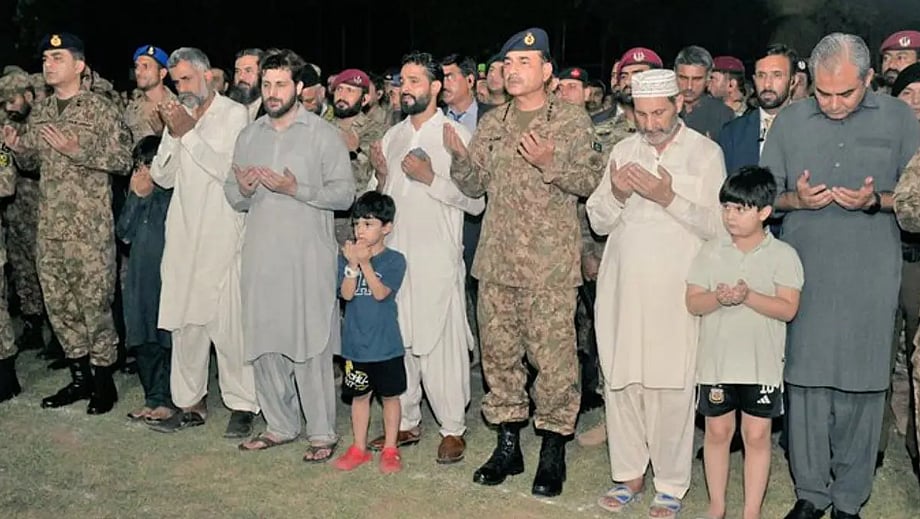 x  : Major Syed Moiz Abbas Shah died on Tuesday in a Taliban Clash 