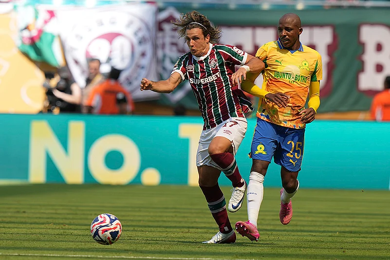 Fifa CWC 2025 Group F match Mamelodi Sundowns vs Fluminense in Florida_Agustin Canobbio