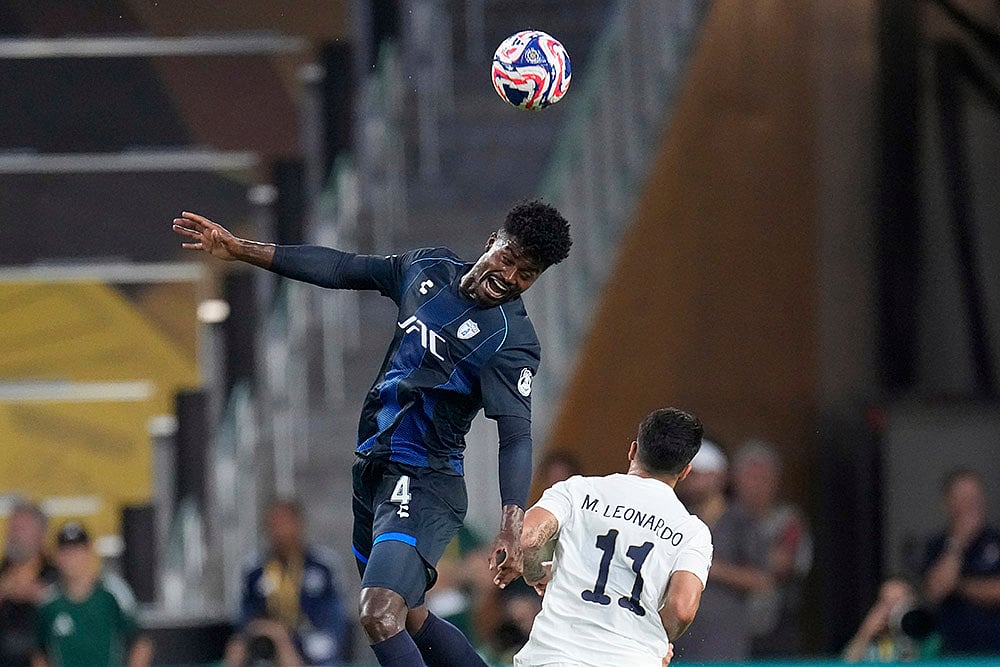 FIFA Club World Cup Group H match Al Hilal vs CF Pachuca_Eduardo Bauermann