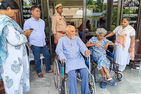 Allegations against Noida oldage home