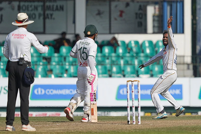 Bangladesh Tour of Sri Lanka, SL vs Ban 2nd test Day 3 in Colombo: Dhananjaya de Silva
