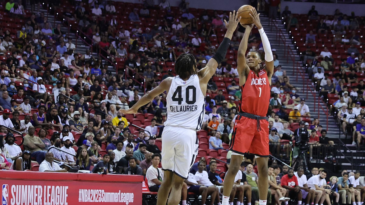 Jabari Smith Jr flashing his picturesque jumpshot form against the San Antonio Spurs - null