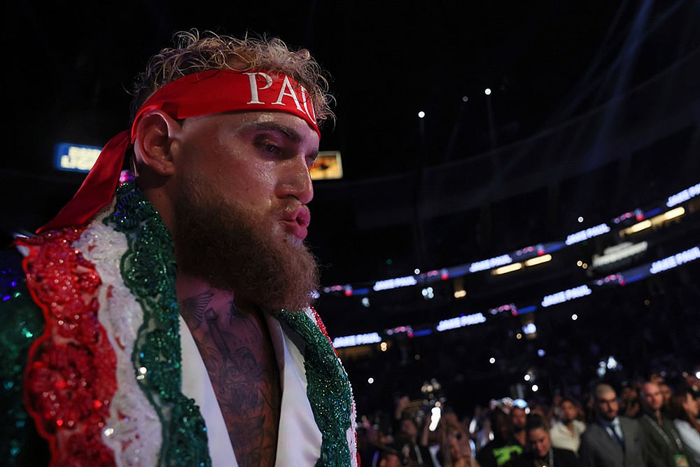 Cruiserweight boxing Jake Paul vs Julio Cesar Chavez Jr. in Anaheim_7