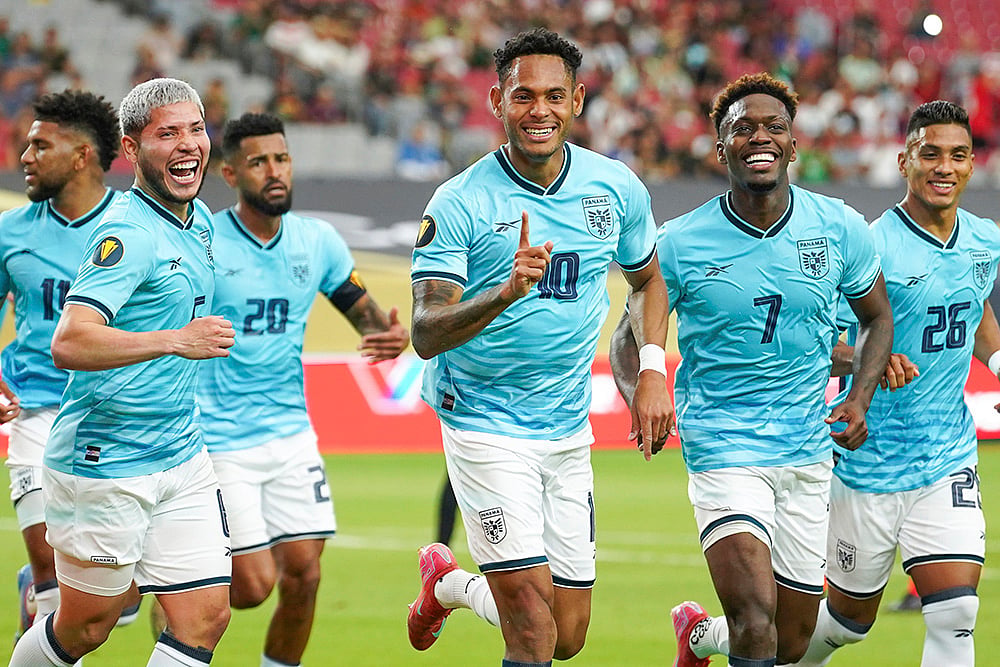 CONCACAF Gold Cup 2025 Quarter-final match Panama vs Honduras in Arizona photo