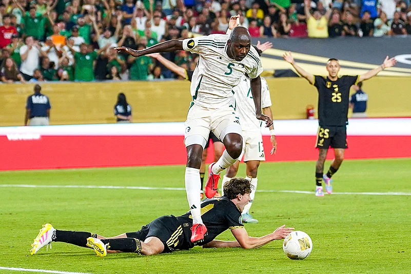 CONCACAF Gold Cup 2025 Quarter-final match Mexico vs Saudi Arabia in Arizona_Abdullah Madu