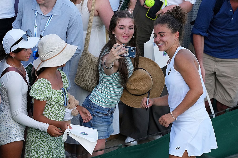 Wimbledon Pics Tennis: Jasmine Paolini vs Anastasija Sevastova