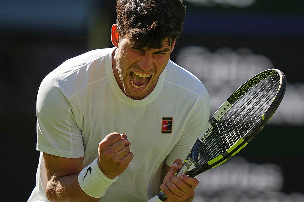 Britain Wimbledon Tennis 2025 Carlos Alcaraz vs Fabio Fognini in London_10