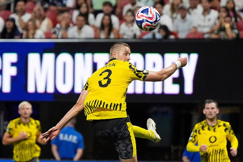 Fifa Club World Cup round of 16 Borussia Dortmund vs CF Monterrey in Atlanta_Waldemar Anton