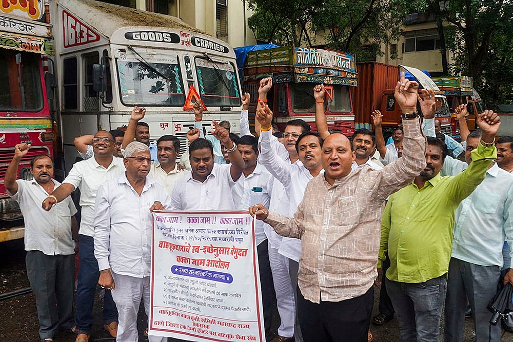 Strike against e-challans in Maharashtra