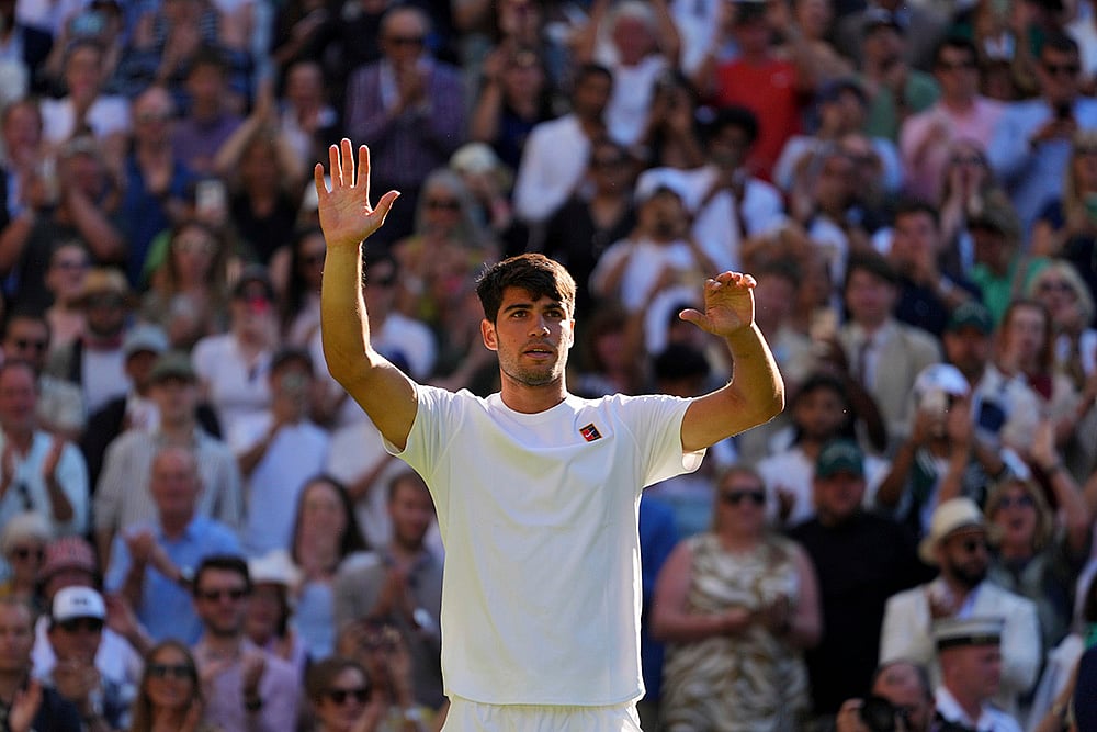 | Photo: AP/Kirsty Wigglesworth : Wimbledon 2025 2nd round: Carlos Alcaraz vs Oliver Tarvet 