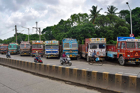 Strike against e-challans in Maharashtra